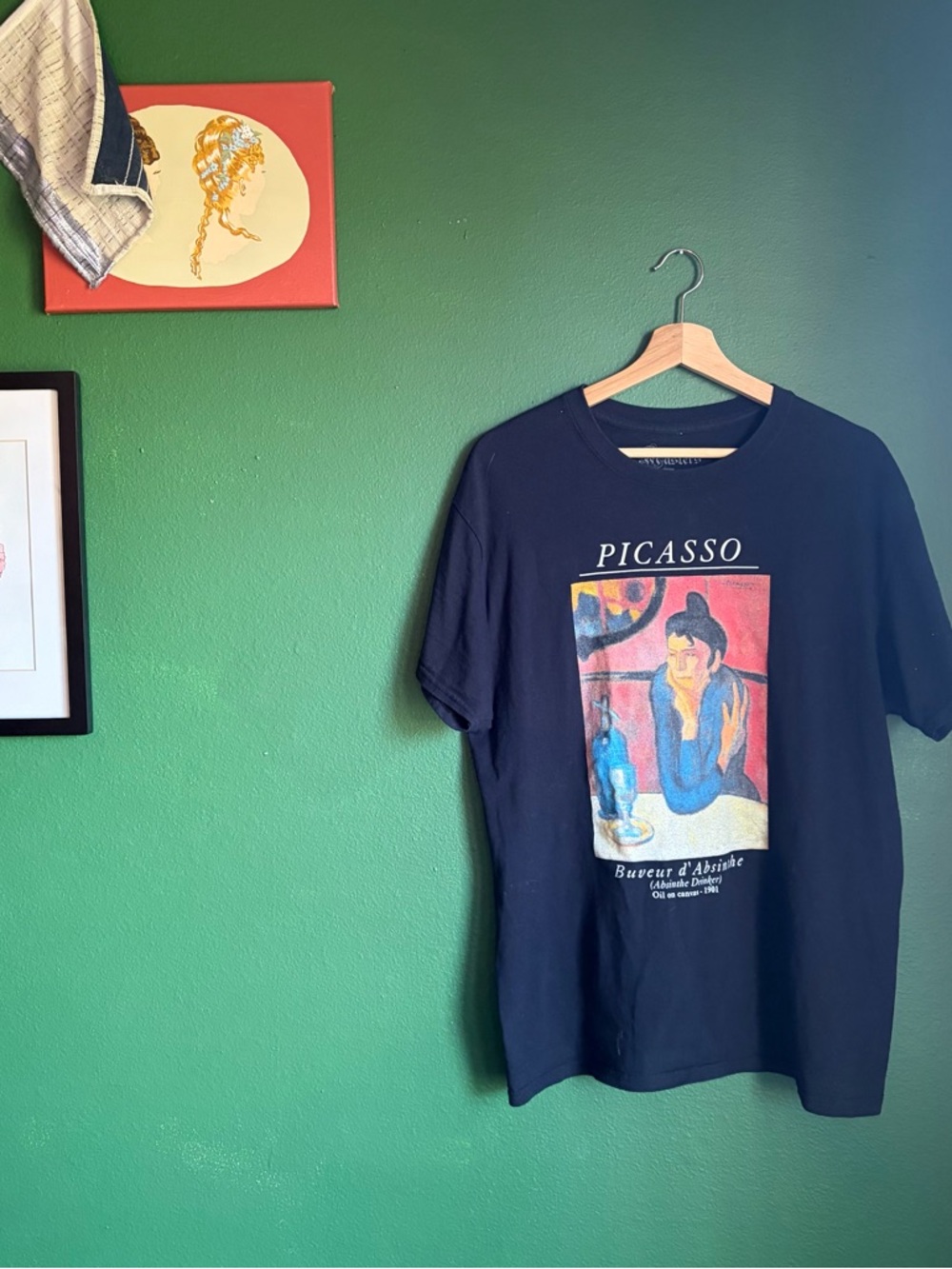 Pre-loved Picasso Tee Absinthe Drinker size Large